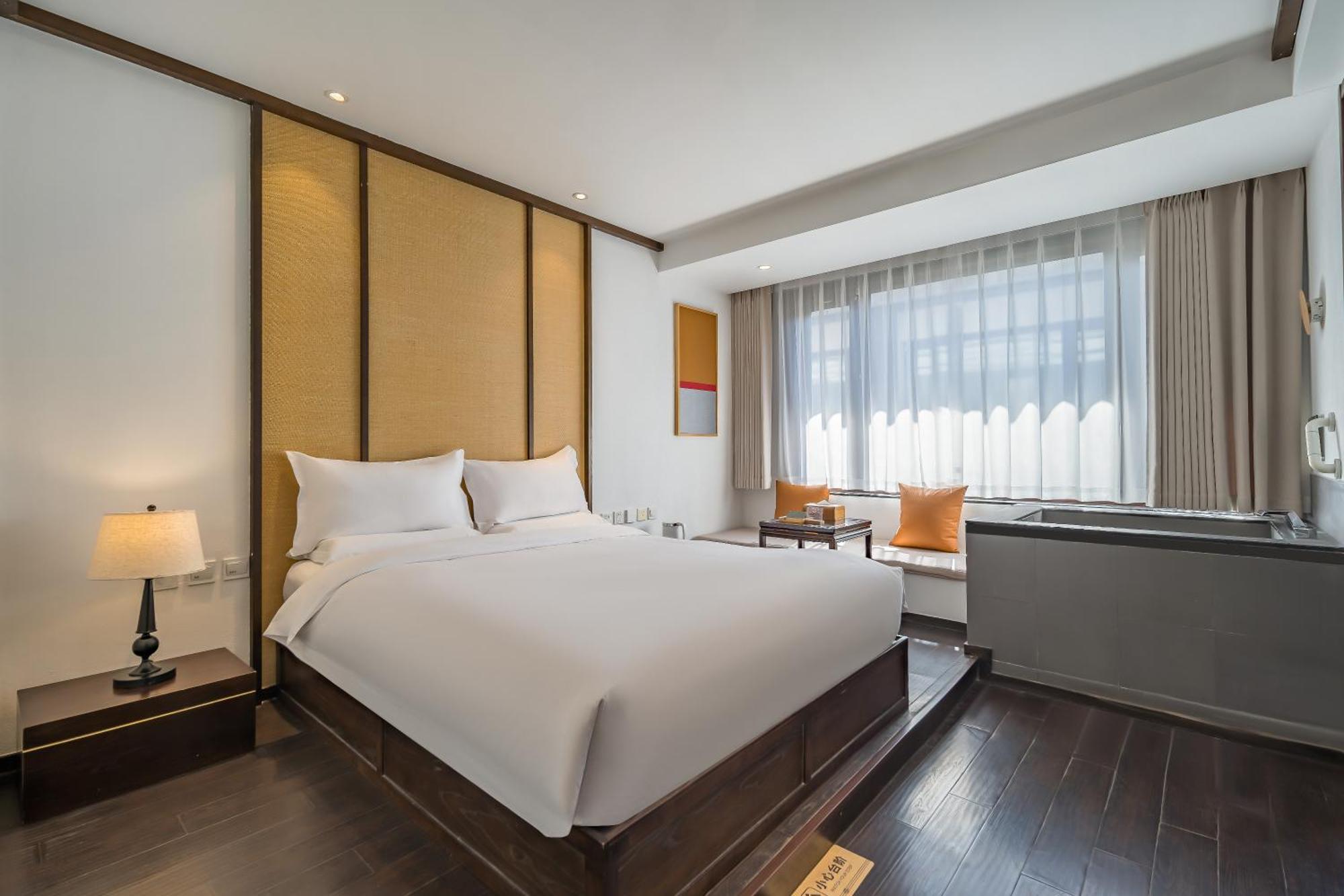 Dasein Youlan Hotel-Near The Forbidden City, Tiananmen Square, Guijie Street, Beihai Park, Jingshan Park, And Yonghe Temple Beijing Bagian luar foto