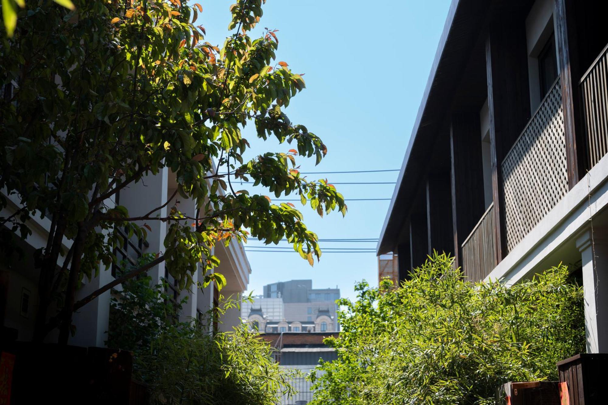 Dasein Youlan Hotel-Near The Forbidden City, Tiananmen Square, Guijie Street, Beihai Park, Jingshan Park, And Yonghe Temple Beijing Bagian luar foto