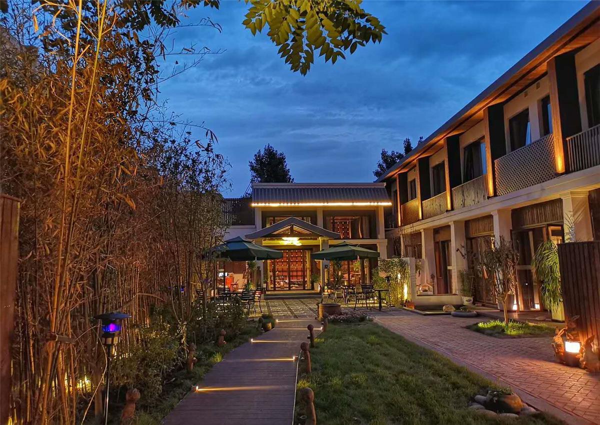 Dasein Youlan Hotel-Near The Forbidden City, Tiananmen Square, Guijie Street, Beihai Park, Jingshan Park, And Yonghe Temple Beijing Bagian luar foto
